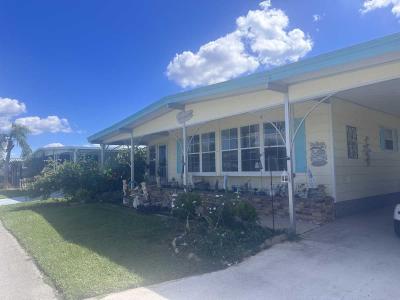 Photo 3 of 39 of home located at 510 Avanti Way North Fort Myers, FL 33917