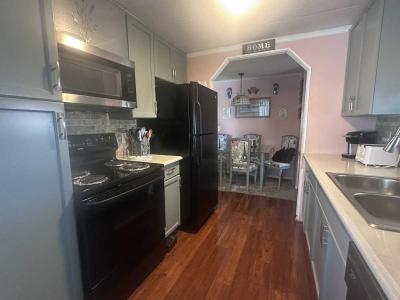 Photo 4 of 36 of home located at 510 Avanti Way North Fort Myers, FL 33917