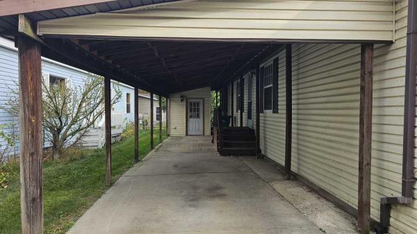 1990 Fleetwood Manufactured Home