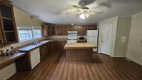 1990 Fleetwood Manufactured Home