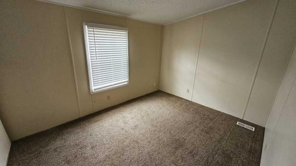 1990 Fleetwood Manufactured Home