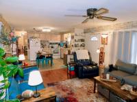 1980 Skyline Manufactured Home