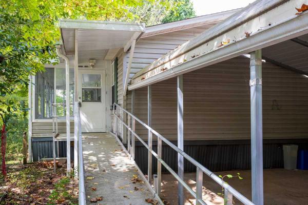 1998 Gold Mobile Home For Sale