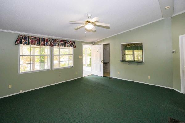 1998 Gold Mobile Home For Sale