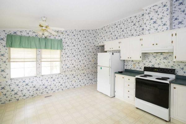 1998 Gold Mobile Home For Sale