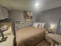 AUGE Mobile Home