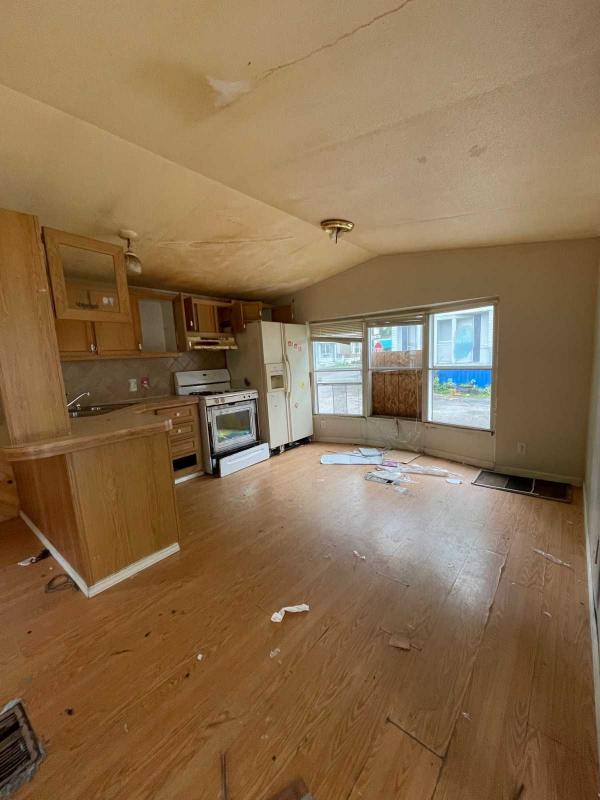 1990 Fairmont Mobile Home For Sale