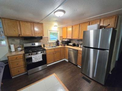Photo 4 of 16 of home located at 229 Miller St Unit F13 Ludlow, MA 01056