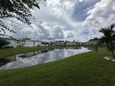 Photo 4 of 25 of home located at 12116 SW Cr 769 Lot #115 Lake Suzy, FL 34269