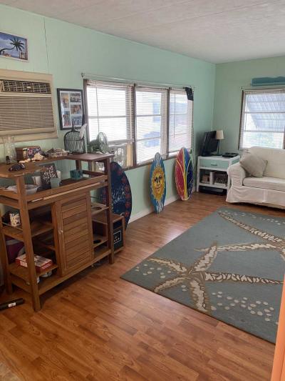 Photo 5 of 11 of home located at 4125 Park St N Lot 629 Saint Petersburg, FL 33709