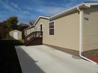 Photo 5 of 12 of home located at 13629 Heritage St Carleton, MI 48117