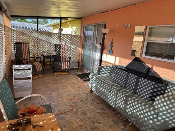 1980 SOUT Mobile Home