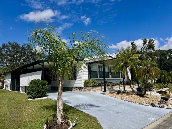 1986 SCHU 2BD/2BA Mobile Home