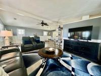 1986 SCHU 2BD/2BA Mobile Home