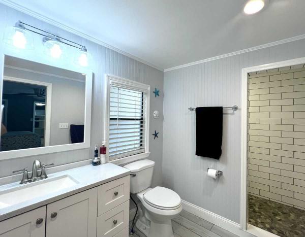 1986 SCHU 2BD/2BA Mobile Home