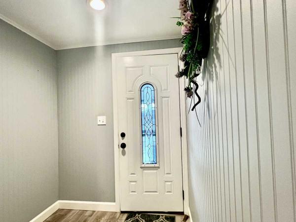 1986 SCHU 2BD/2BA Mobile Home