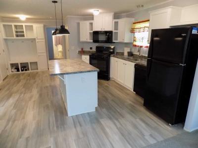 Photo 4 of 31 of home located at 39573 Neston St Novi, MI 48377