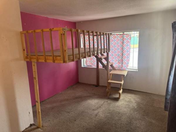 1981 Goldenwest Mobile Homes Manufactured Home