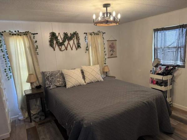 1972 Barrington Manufactured Home