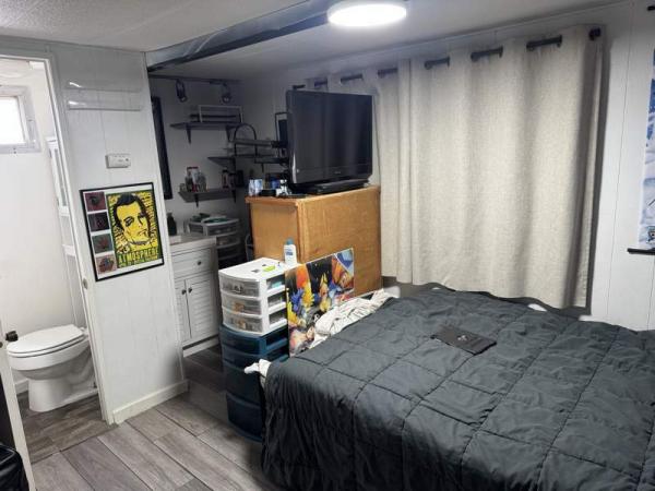 1972 Barrington Manufactured Home