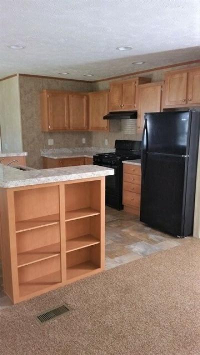 Mobile Home at 268 West Woodside Holland, OH 43528