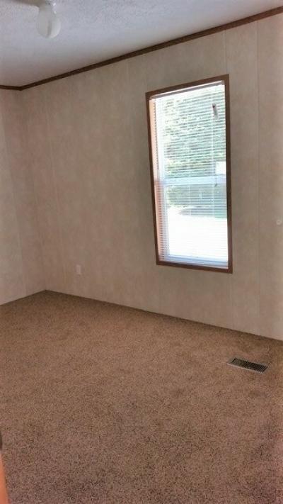 Photo 3 of 5 of home located at 268 West Woodside Holland, OH 43528