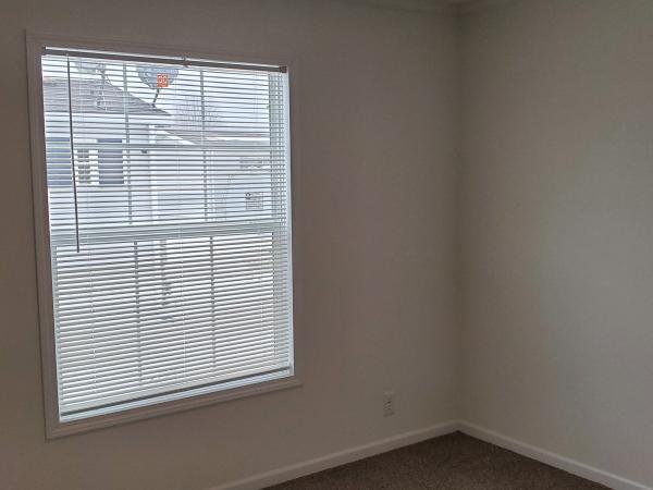 2024 Champion RA2856255 Mobile Home