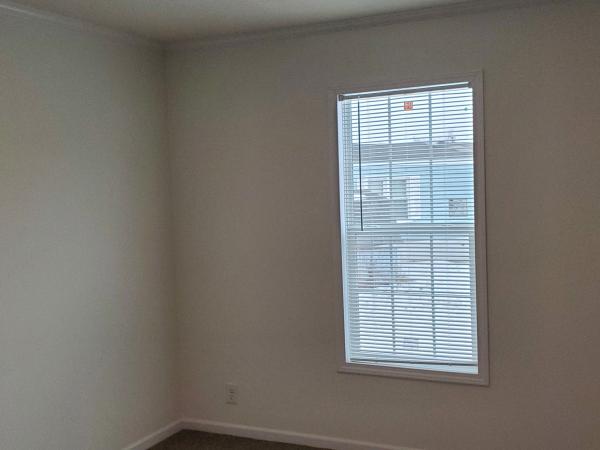 2024 Champion RA2856255 Mobile Home