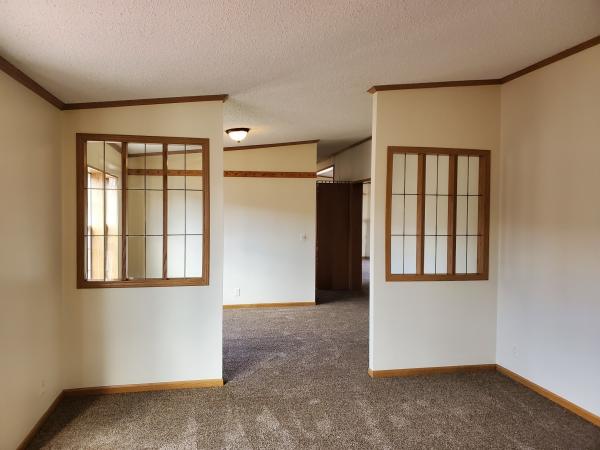 1994 Champion 5495862M7890AB Mobile Home