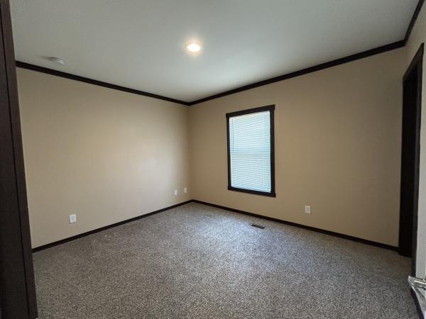 2020 Clayton 32SUN28523B Mobile Home