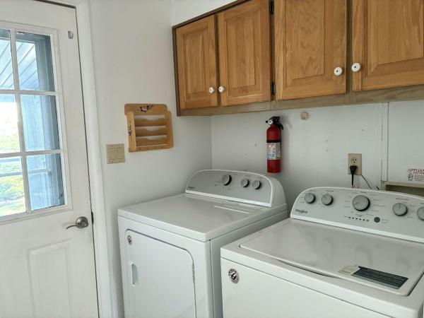 1990 2864 Virginia Manufactured Home