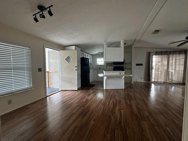 1992 Fleetwood Mobile Home For Sale