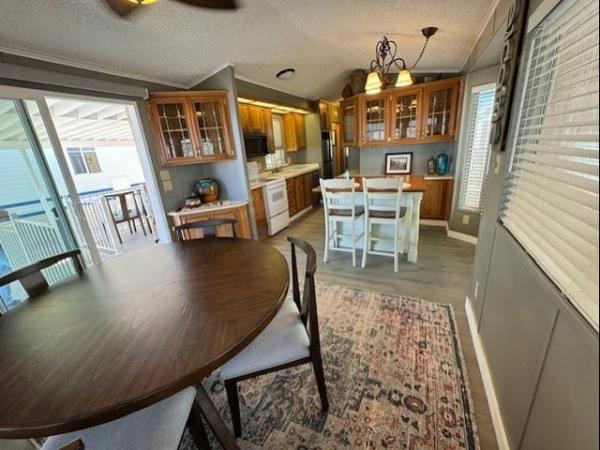 1992 Cavco Cavco Mobile Home