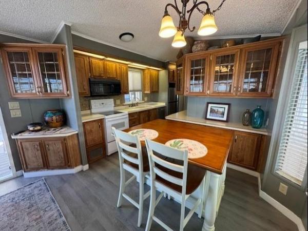 1992 Cavco Cavco Mobile Home