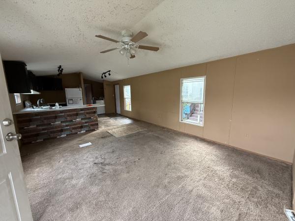 1996 Holly Park Mobile Home