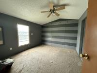 1996 Holly Park Mobile Home