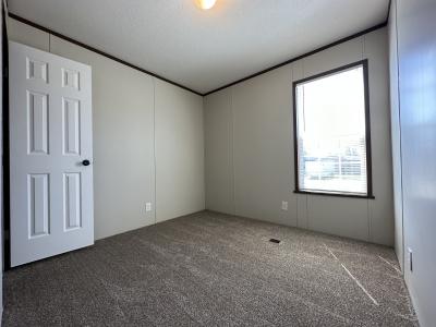 Photo 5 of 10 of home located at 544 Cour Louis Warren, MI 48091