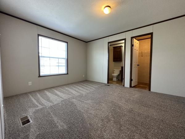 2015 Redman 1670202RA Mobile Home