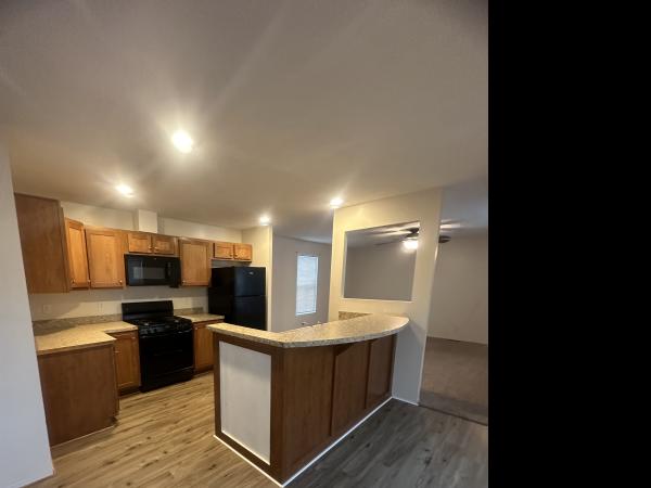 2012 clayton 81SUN16763 Mobile Home