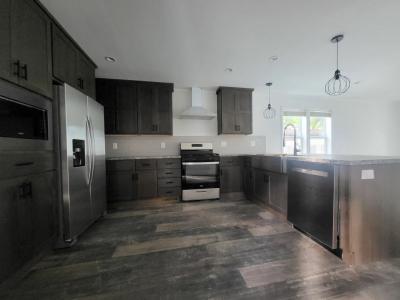 Photo 2 of 11 of home located at 82 Northshore Road Elgin, IL 60123