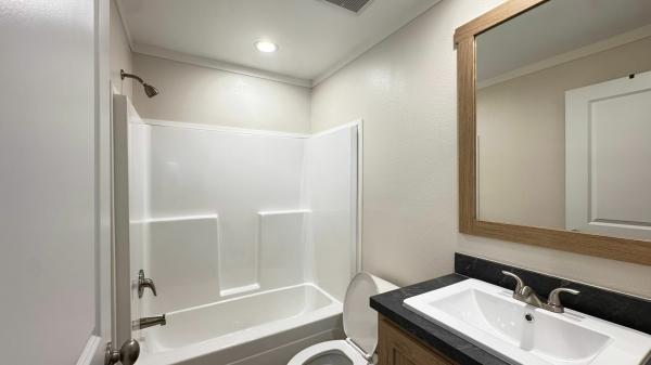 2025 Clayton Homes Inc Mobile Home For Sale