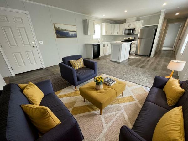 2023 Champion - Topeka Mobile Home