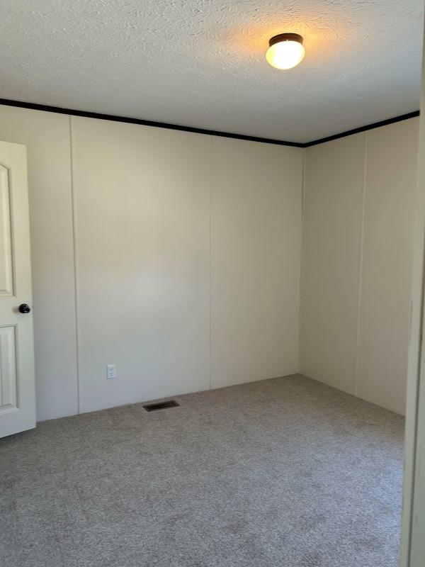 Photo 1 of 2 of home located at 509 Broadmore Estates Goshen, IN 46528