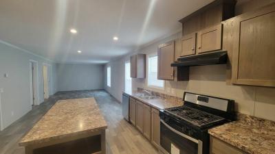 Mobile Home at 523 Elmwood Ct. Lot B124 Columbus, MI 48063