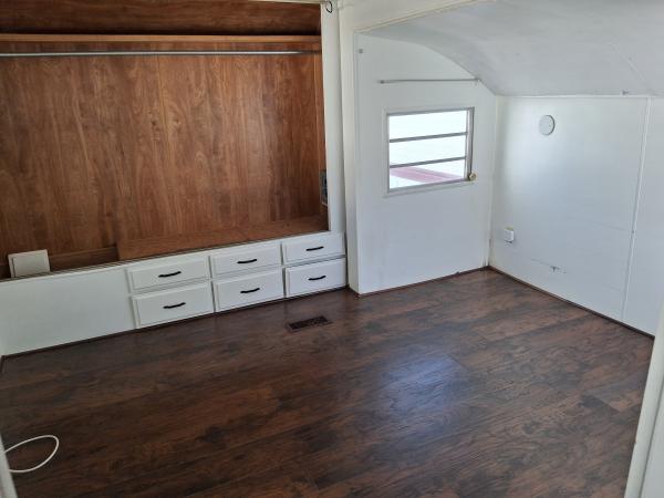 1982 MOBILE HOM  Home