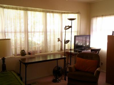 Photo 5 of 12 of home located at 7112 Pan American Fwy NE #236 Albuquerque, NM 87109