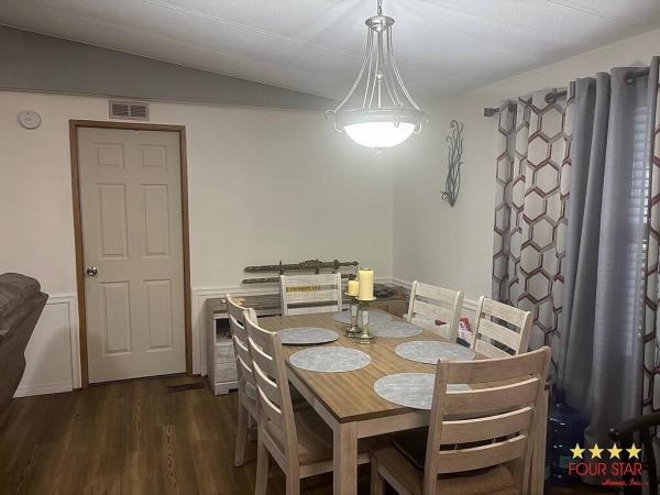 1985 GREE Mobile Home For Sale