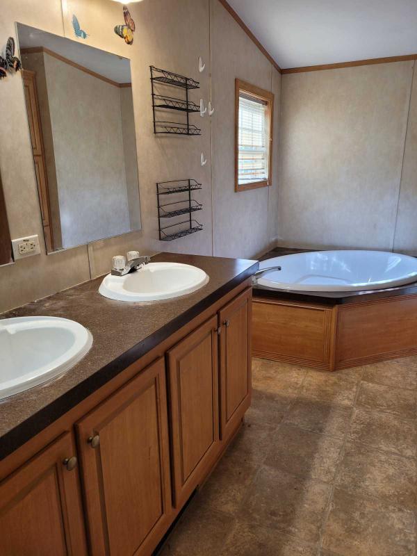 2011 Redman Mobile Home