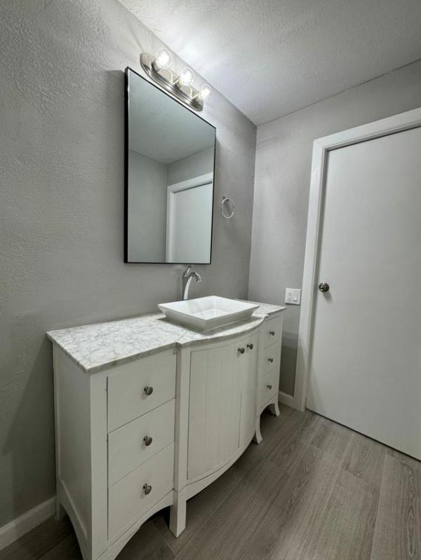 1972 Delta Mobile Home