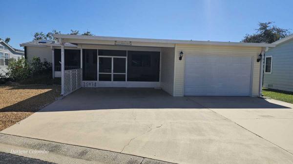 1990 Manufactured Home